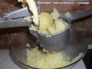 I surgetiejje - schiacciare le patate